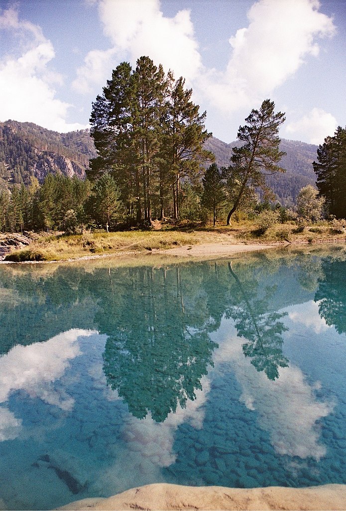 Достопримечательности Чемала: Голубые озера Аската