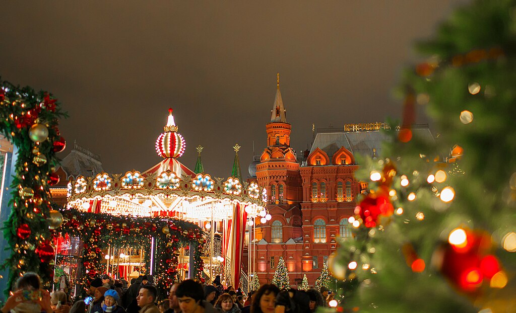 Куда поехать на новый год в России: Москва